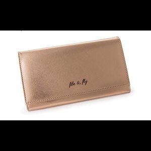 Miamica Women's File and Fly” Case Travel Wallet